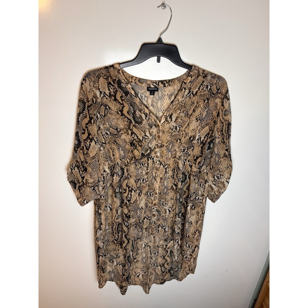 Torrid Lexie "Reptile" Chiffon Women's Tunic Blouse V-Neck Size 1